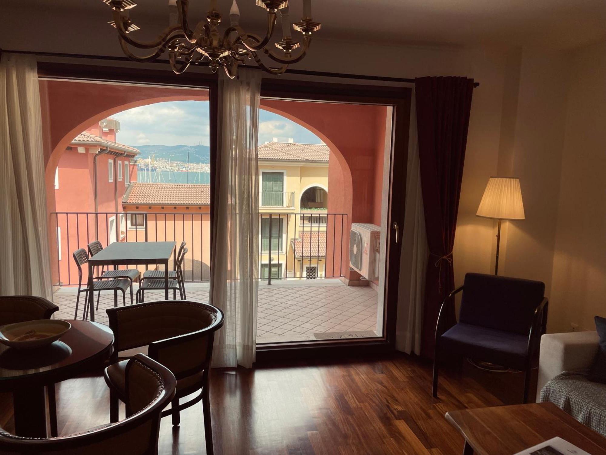 Apartment Aurelia Muggia Exterior photo